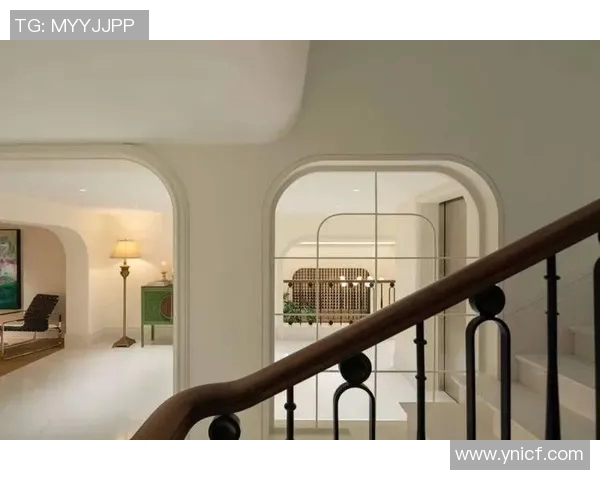 鲁尼租下豪华别墅，奢华生活曝光